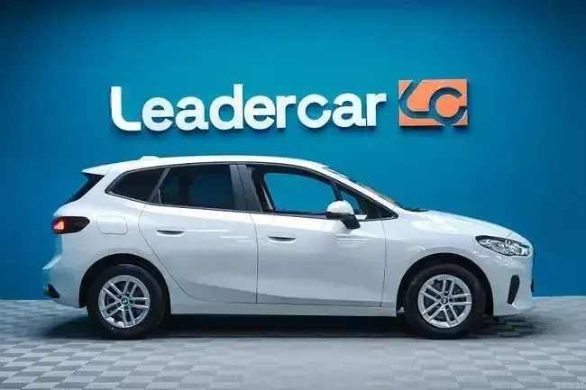 Usado BMW 218 150 CV (110 kW) 2023 Blanco Coupe