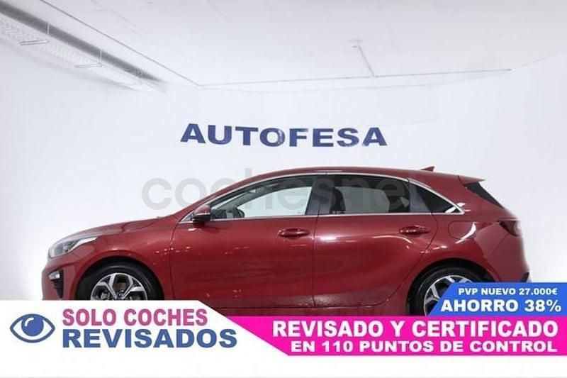 Usado Kia Ceed GT GT-Line 136 CV (100 kW) 2019 Granate Berlina