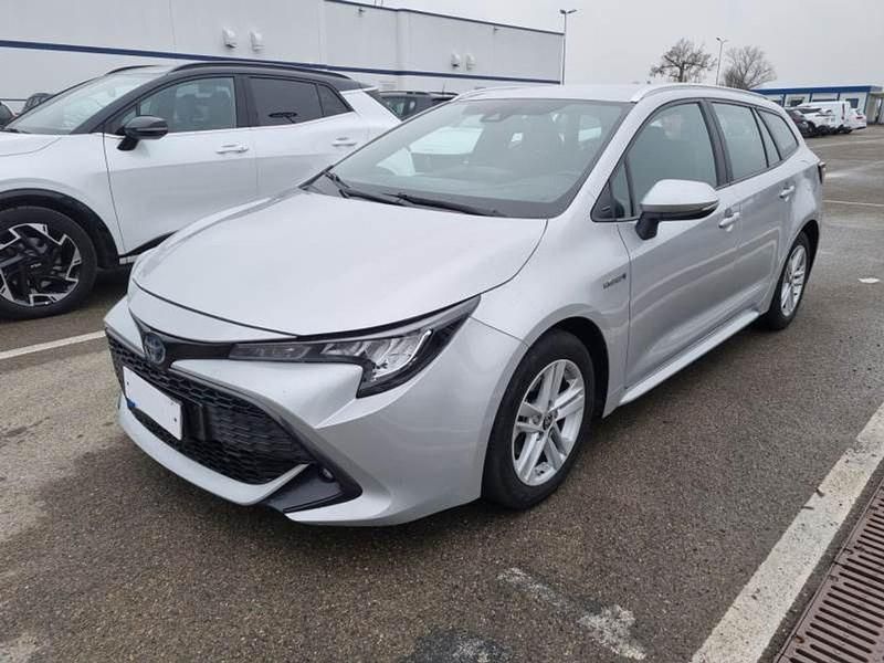 Usado Toyota Corolla Active 122 CV (89 kW) 2021 Gris Familiar