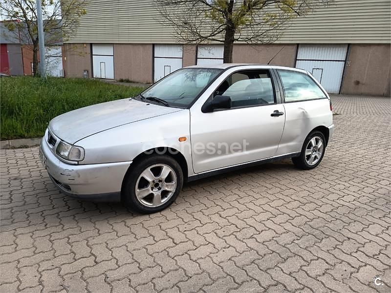 Brugt Seat Ibiza 60 HK (44 kW) 1999 Grå Hatchback