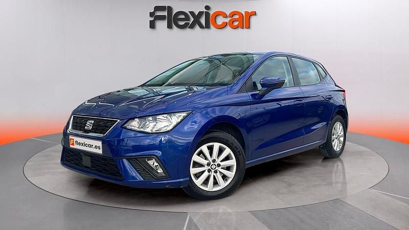 Usado Seat Ibiza Reference 95 CV (69 kW) 2018 Azul Utilitario