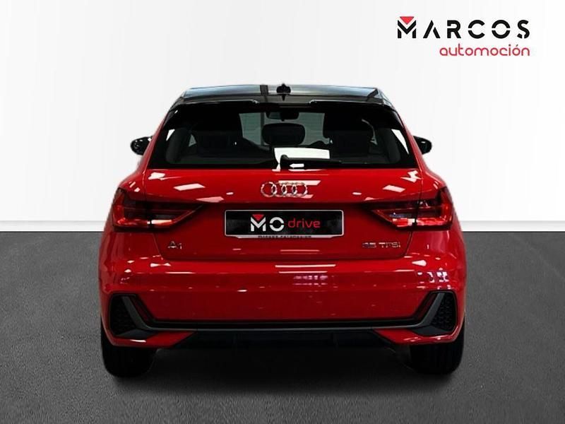 Usado Audi A1 Sportback Premium 95 CV (69 kW) 2022 Rojo Utilitario