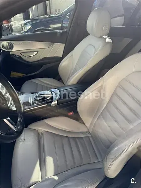 Usado Mercedes C220 AMG line 170 CV (125 kW) 2016 Blanco Berlina