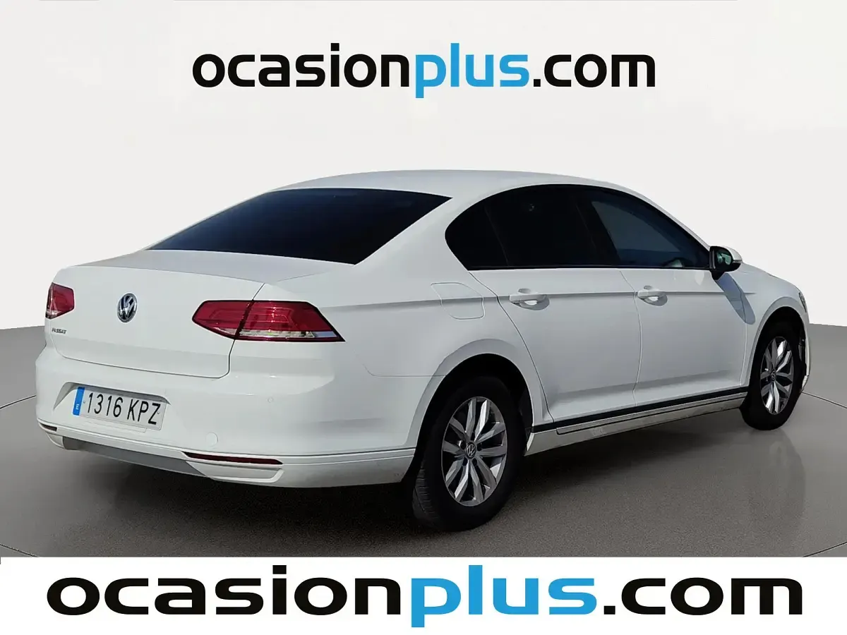 Usado VW Passat Edition 150 CV (110 kW) 2018 Blanco Berlina