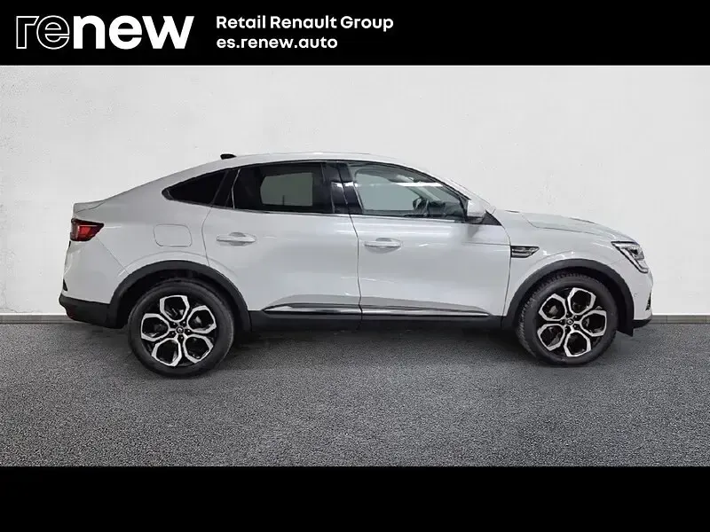 Usado Renault Arkana Zen 140 CV (102 kW) 2022 Blanco SUV