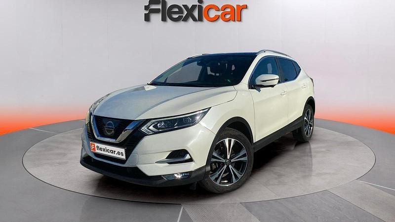 Usado Nissan Qashqai N-Connecta 131 CV (96 kW) 2017 Blanco SUV