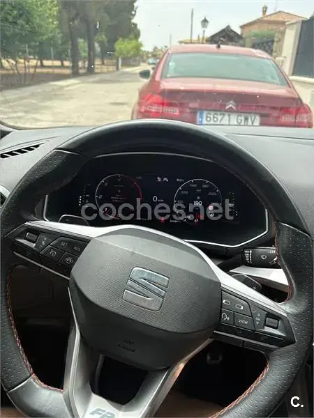 Usado Seat Tarraco FR 150 CV (110 kW) 2023 Gris / plata SUV