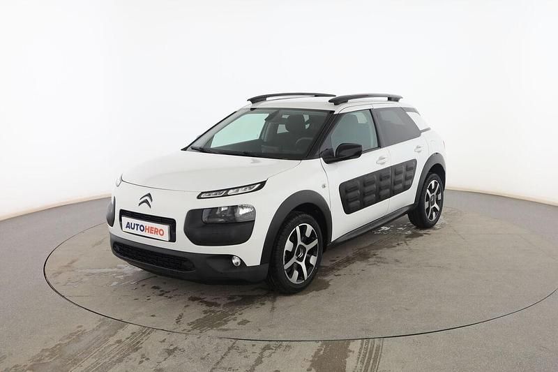 Usado Citroën C4 Feel 82 CV (60 kW) 2016 Blanco SUV