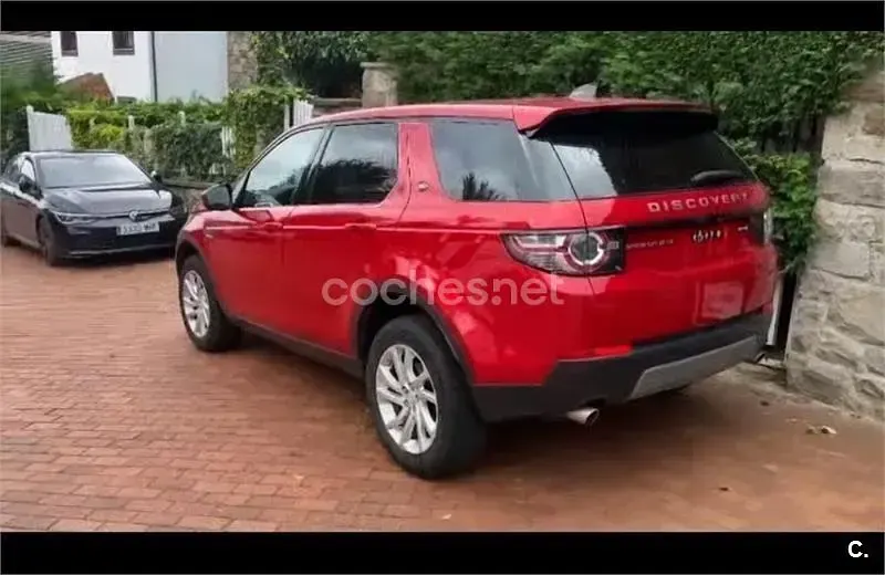 Usado Land Rover Discovery Sport Pure 150 CV (110 kW) 2018 Rojo SUV