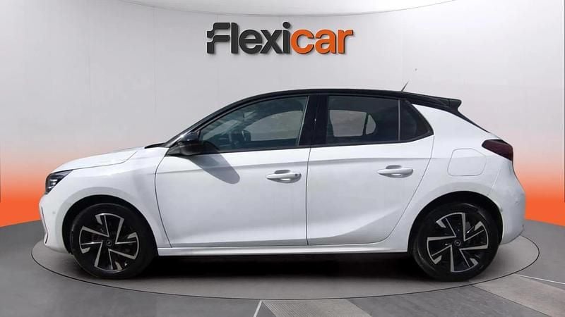 Usado Opel Corsa 101 HP (74 kW) 2024 Branco Sedan
