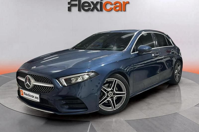 Usado Mercedes A180 136 CV (100 kW) 2020 Azul Berlina