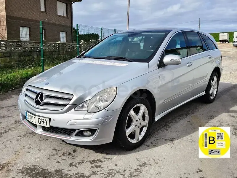 Usado Mercedes R320 224 CV (164 kW) 2009 Gris / plata Monovolumen