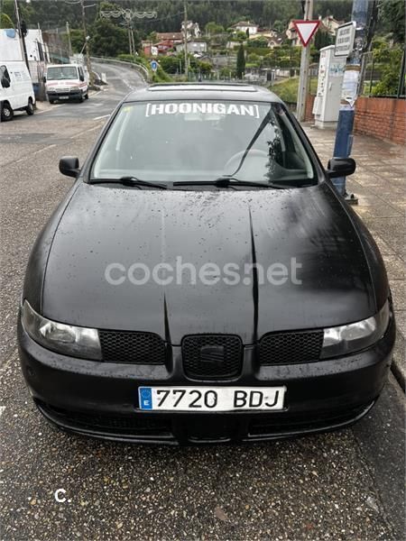 Negro Usado 2000 Seat Leon Berlina | 2500 € (Precio justo) - Imagen 1/2