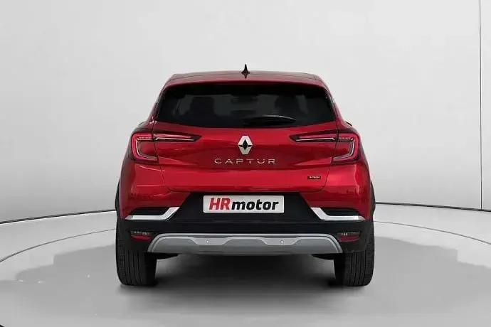 Usado Renault Captur Techno 145 CV (106 kW) 2024 Gris SUV