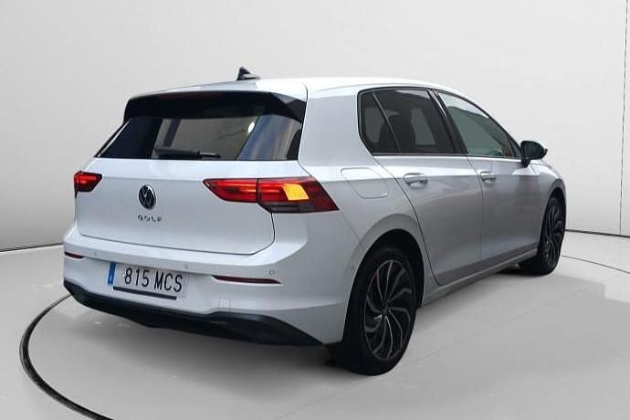 Usado VW Golf VIII Life 150 CV (110 kW) 2022