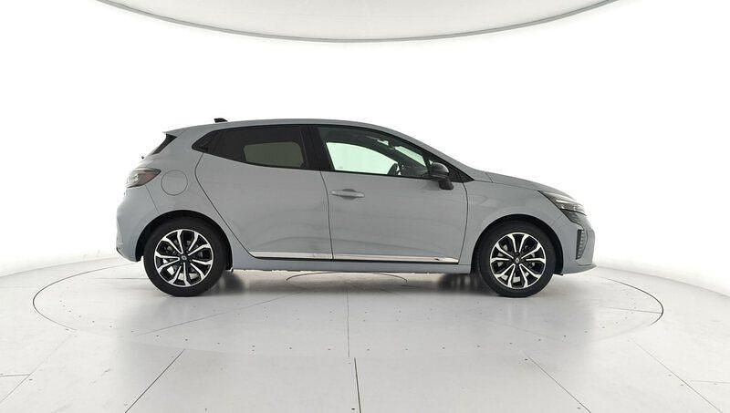 Usado Renault Clio V Techno 145 CV (106 kW) 2025 Gris Berlina