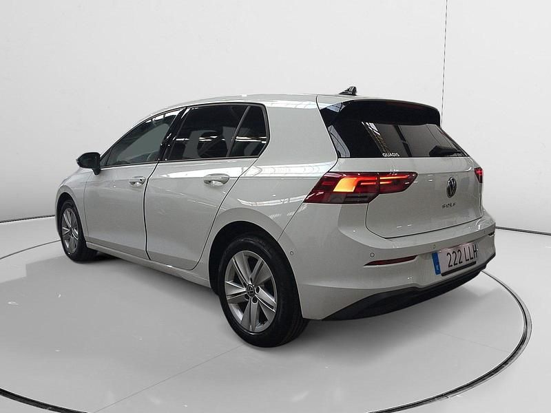 Usado VW Golf VIII Life 131 CV (96 kW) 2020