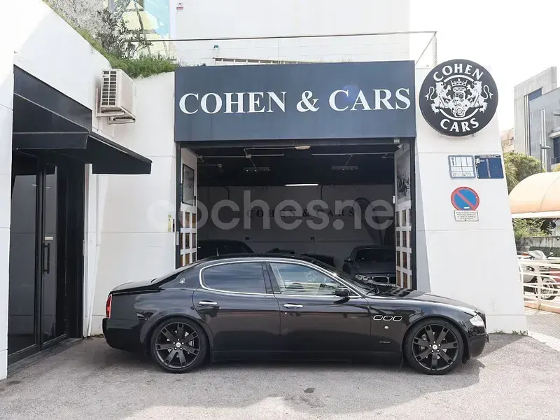 Usado Maserati Quattroporte GT 400 CV (294 kW) 2007 Negro Berlina