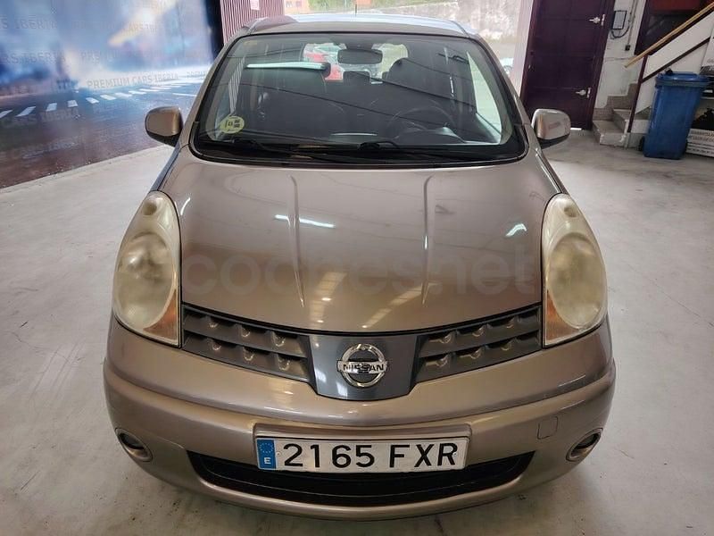 Usado Nissan Note Tekna 86 CV (63 kW) 2007 Beige Utilitario