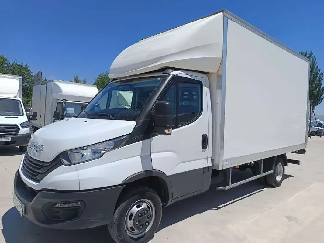 Usado Iveco Daily 159 CV (116 kW) 2022 Van