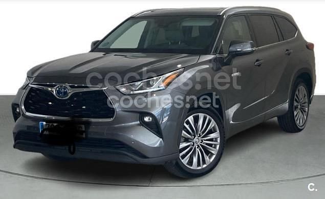 Usado Toyota Highlander Advance 246 CV (180 kW) 2021 Gris / plata SUV