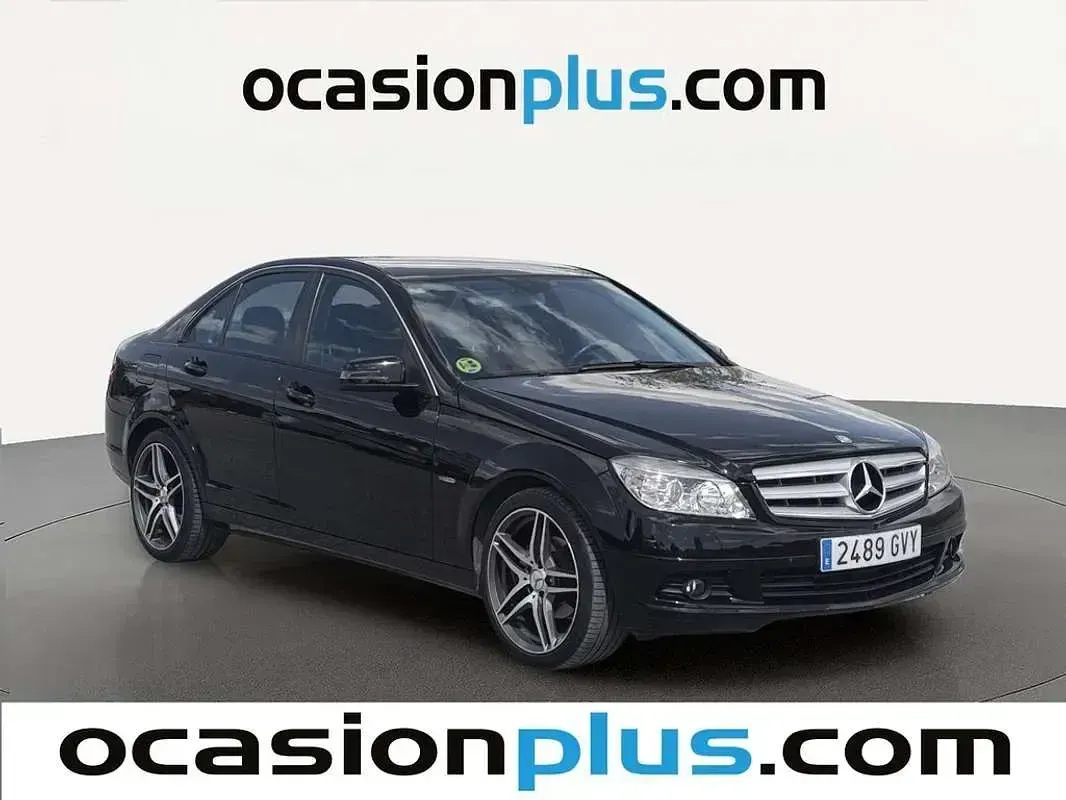 Usado Mercedes C200 Avantgarde 136 CV (100 kW) 2010 Negro Berlina