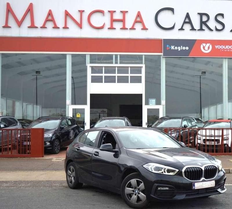 Usado BMW 116 Comfort Edition 116 CV (85 kW) 2021 Negro Utilitario