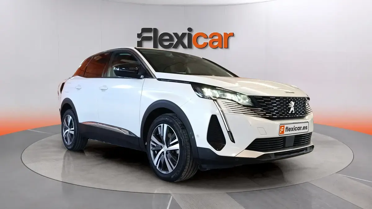 Usado Peugeot 3008 Allure 131 CV (96 kW) 2022 SUV