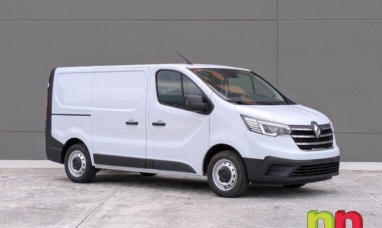 Usado Renault Trafic 130 CV (95 kW) 2023 Blanco Monovolumen