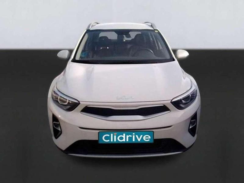 Usado Kia Stonic Plus 101 CV (74 kW) 2022 Blanco SUV