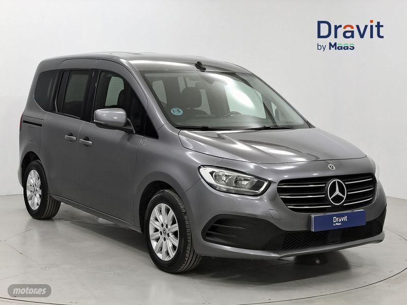 Gris Usado 2022 Mercedes T180 Monovolumen | 26.990 € (Precio justo) - Imagen 1/4