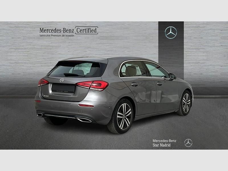 Usado Mercedes A180 Progressive 136 CV (100 kW) 2022 Mountaingrau  met. Utilitario
