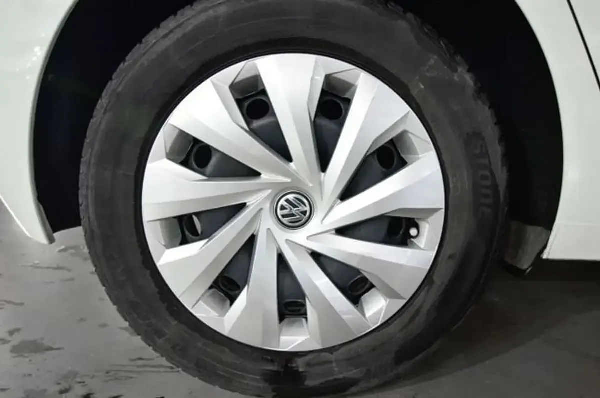 Usado VW Polo Comfortline 95 CV (69 kW) 2021 Blanco Utilitario