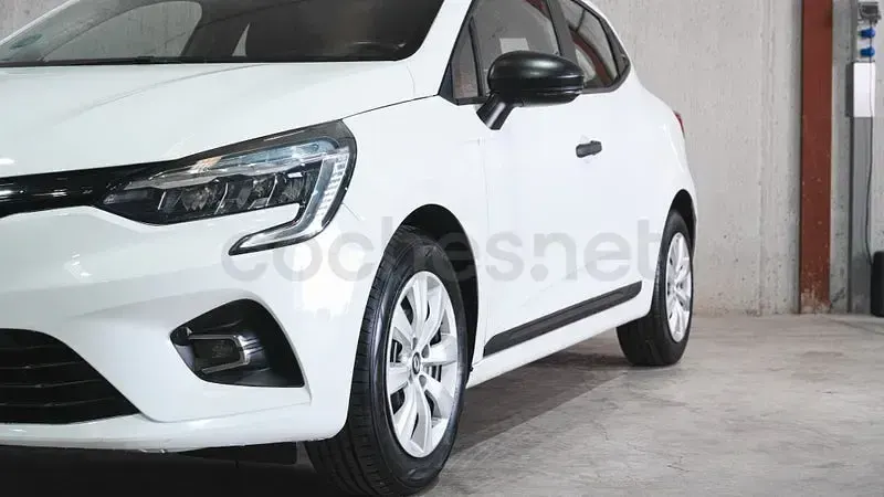 Usado Renault Clio V Intens 100 CV (73 kW) 2021 Blanco Berlina