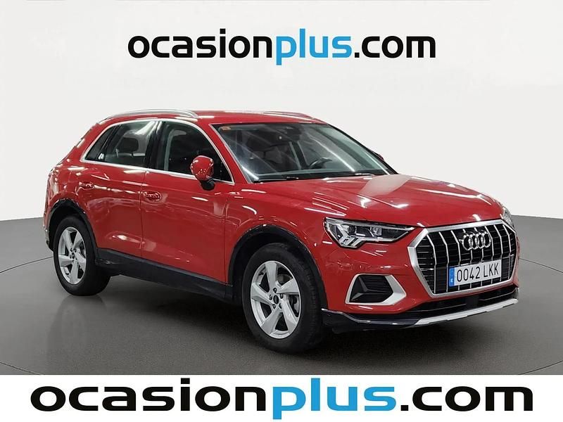 Begagnad Audi Q3 Advanced Plus 150 HK (110 kW) 2020 Röd SUV