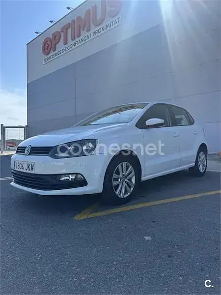 Usado VW Polo 95 CV (69 kW) 2015 Blanco Berlina
