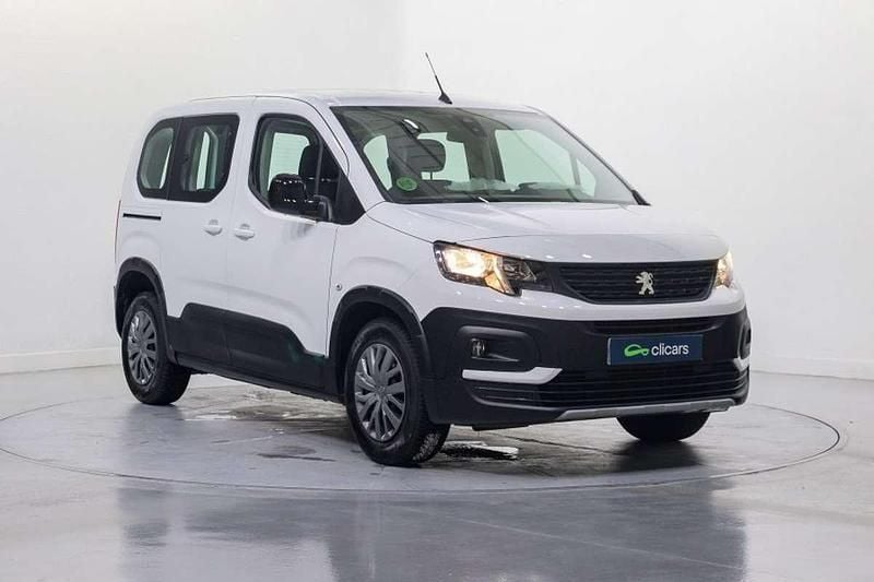 Usado Peugeot Rifter Active 102 CV (75 kW) 2022 Blanco Monovolumen