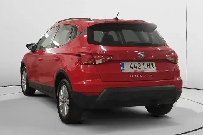 Usado Seat Arona Style 110 CV (80 kW) 2021 SUV