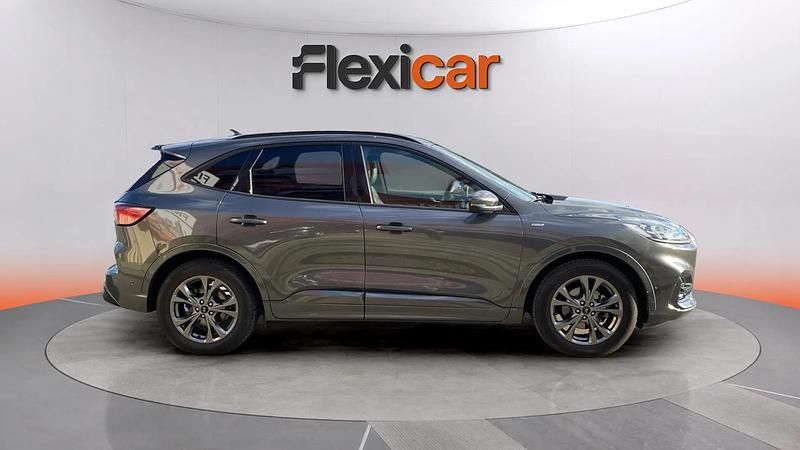 Usado Ford Kuga ST-Line 150 CV (110 kW) 2022 Gris SUV