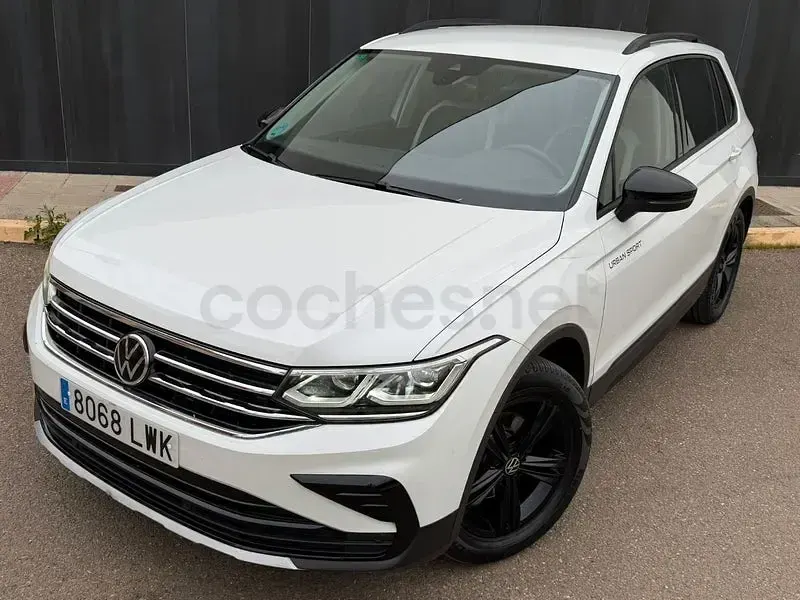 Usado VW Tiguan Sportline 150 CV (110 kW) 2022 Blanco SUV