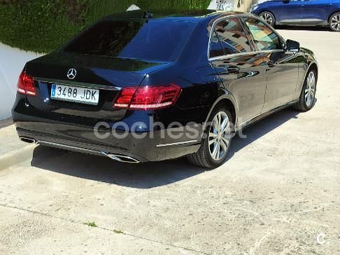 Usado Mercedes E220 Avantgarde 170 CV (125 kW) 2014 Negro Berlina