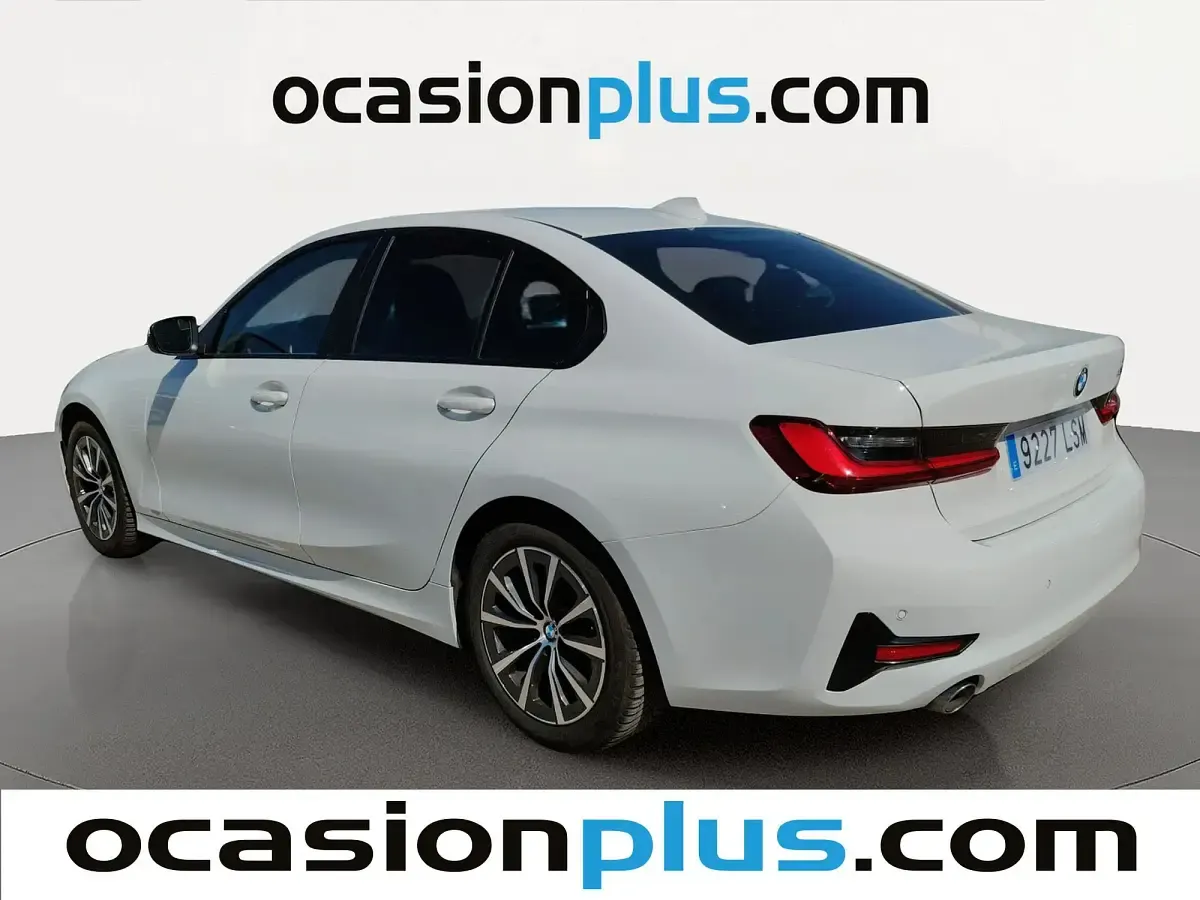Usado BMW 318 150 CV (110 kW) 2021 Blanco Berlina