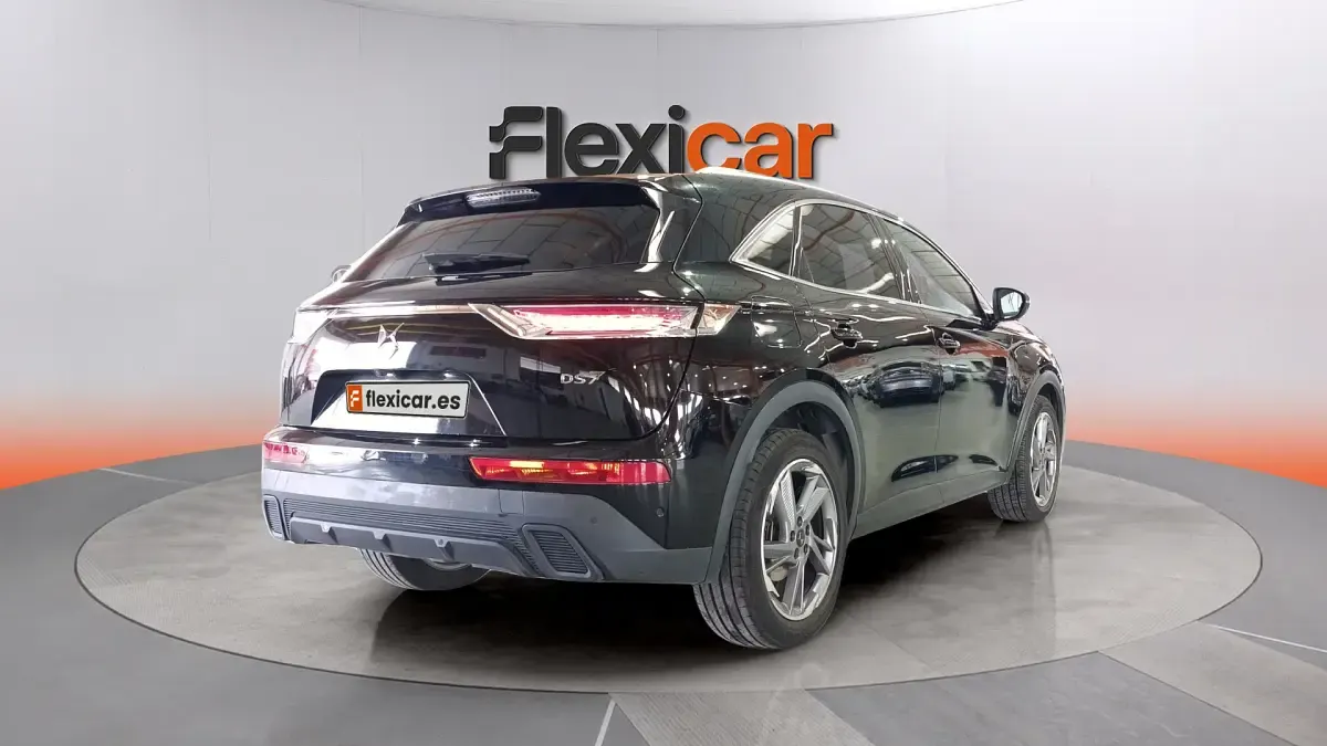 Usado DS Automobiles DS7 Crossback Be Chic 130 CV (95 kW) 2020 Negro SUV