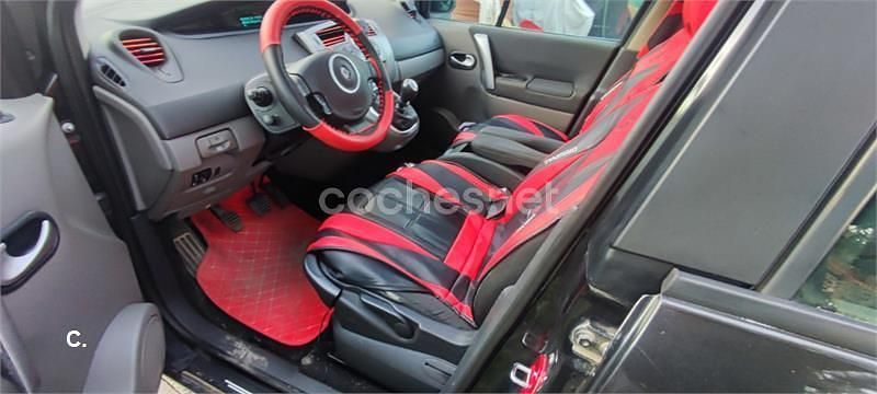 Usado Renault Scénic III Dynamique 105 CV (77 kW) 2009 Negro Monovolumen