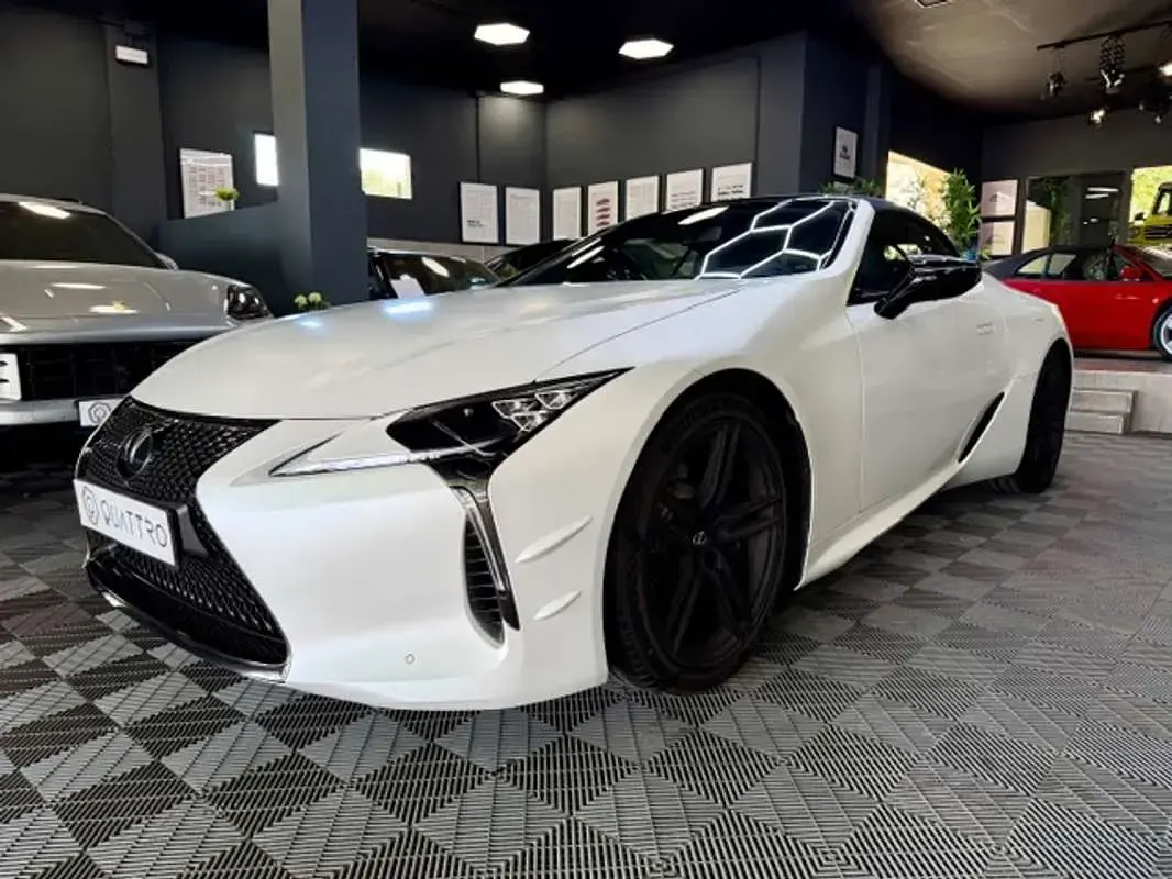 Usado Lexus LC 500 477 CV (350 kW) 2024 Blanco Descapotable
