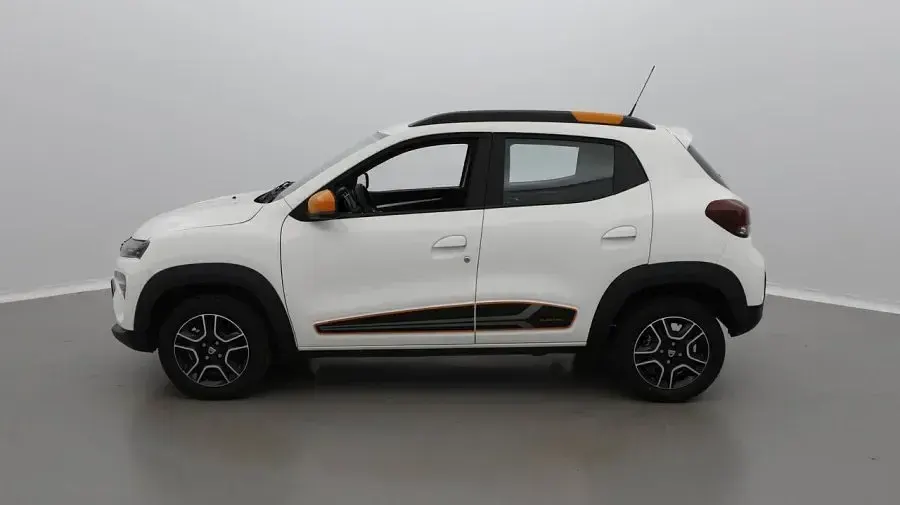 Usado Dacia Spring Comfort Plus 33 kW (45 CV) 2021 Utilitario