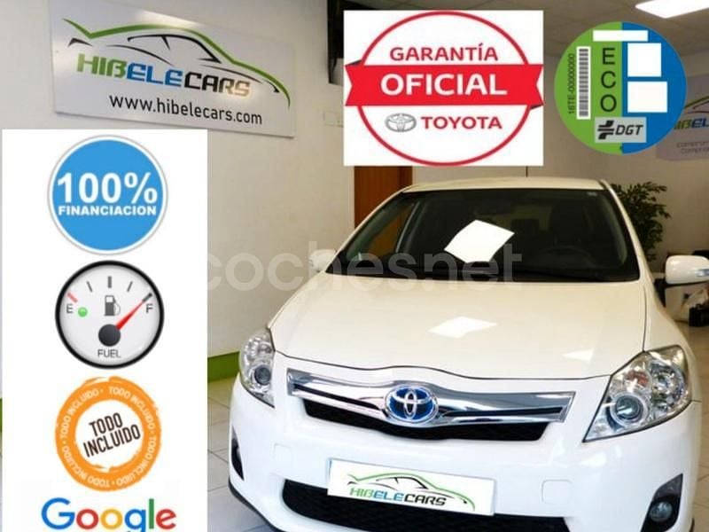 Usado Toyota Auris Hybrid Advance 136 CV (100 kW) 2011 Blanco Berlina