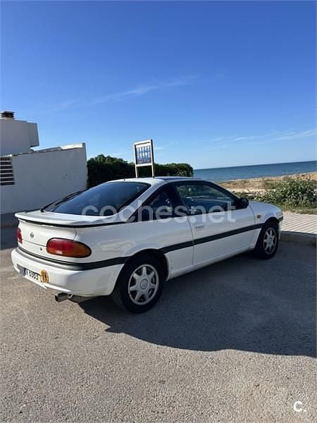 Usado Nissan 100 NX 142 CV (104 kW) 1995 Blanco Coupe
