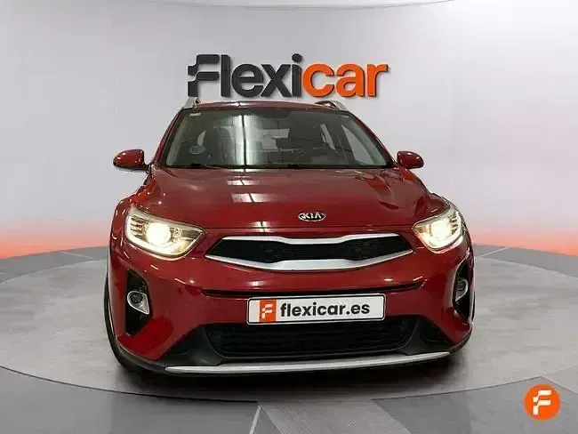 Usado Kia Stonic 100 CV (73 kW) 2018 Rojo SUV