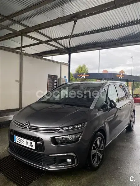 Usado Citroën C4 Picasso Shine 120 CV (88 kW) 2018 Gris / plata Monovolumen